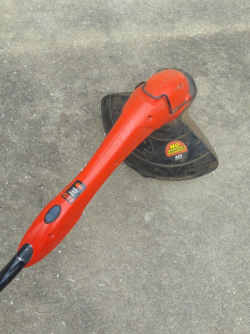 Black & Decker Grass Hog electric weed eater for Sale in Houston, TX