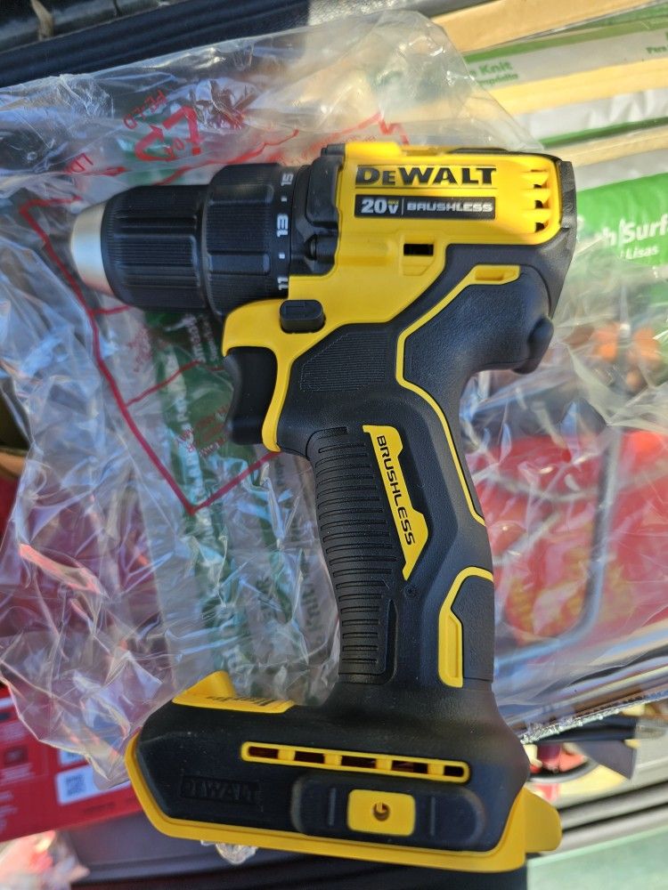 DeWalt DCD708 20V MAX ATOMIC BL Compact Li-Ion 1/2" Drill Driver, Bare Tool, New