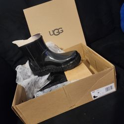 Ugg Water Proof Rain/Snow Boots Size 6 Woman