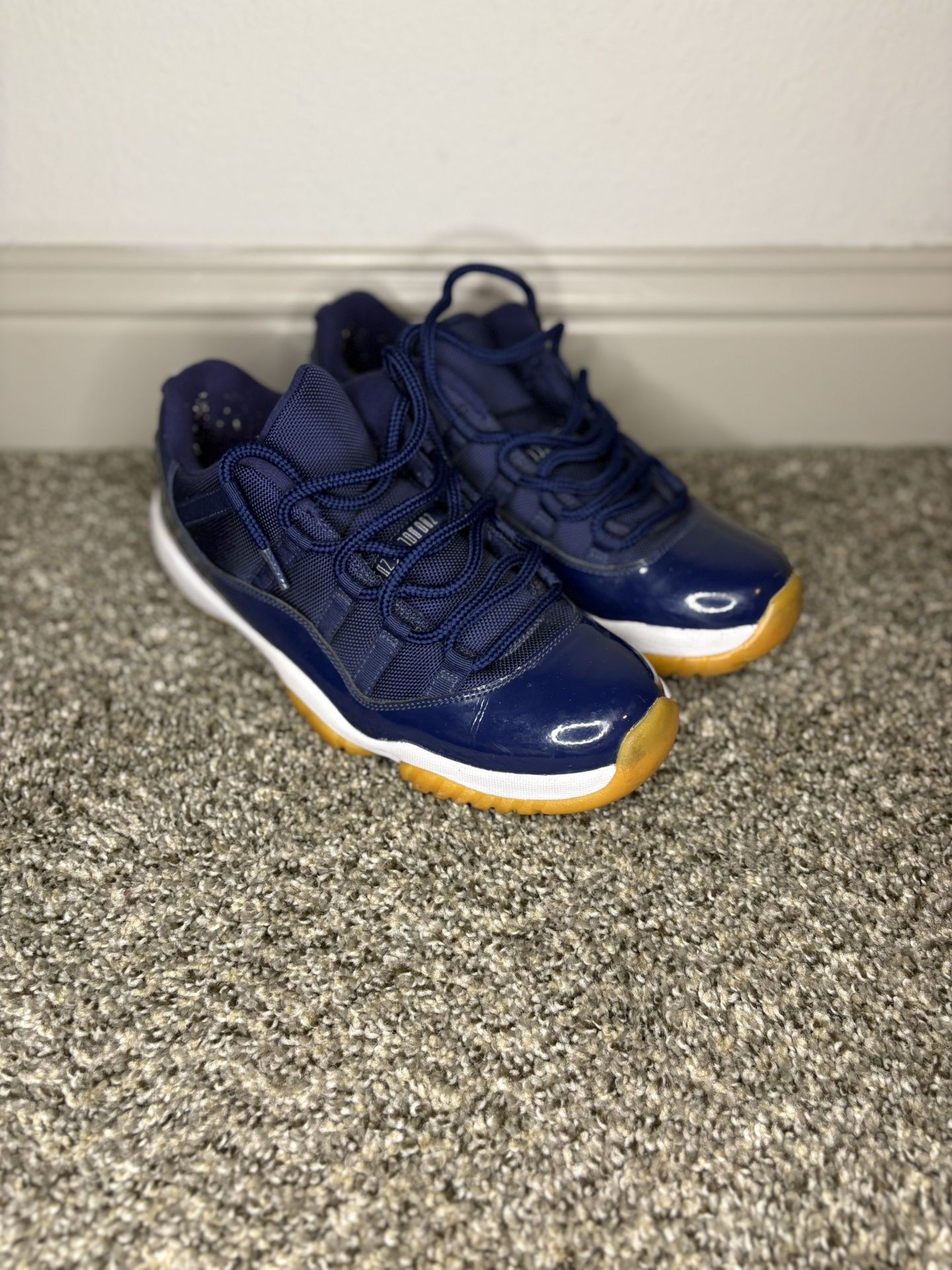 Navy Gum Jordan 11