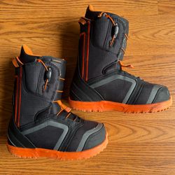 Burton Youth Ambush Snowboard Boots Size 5