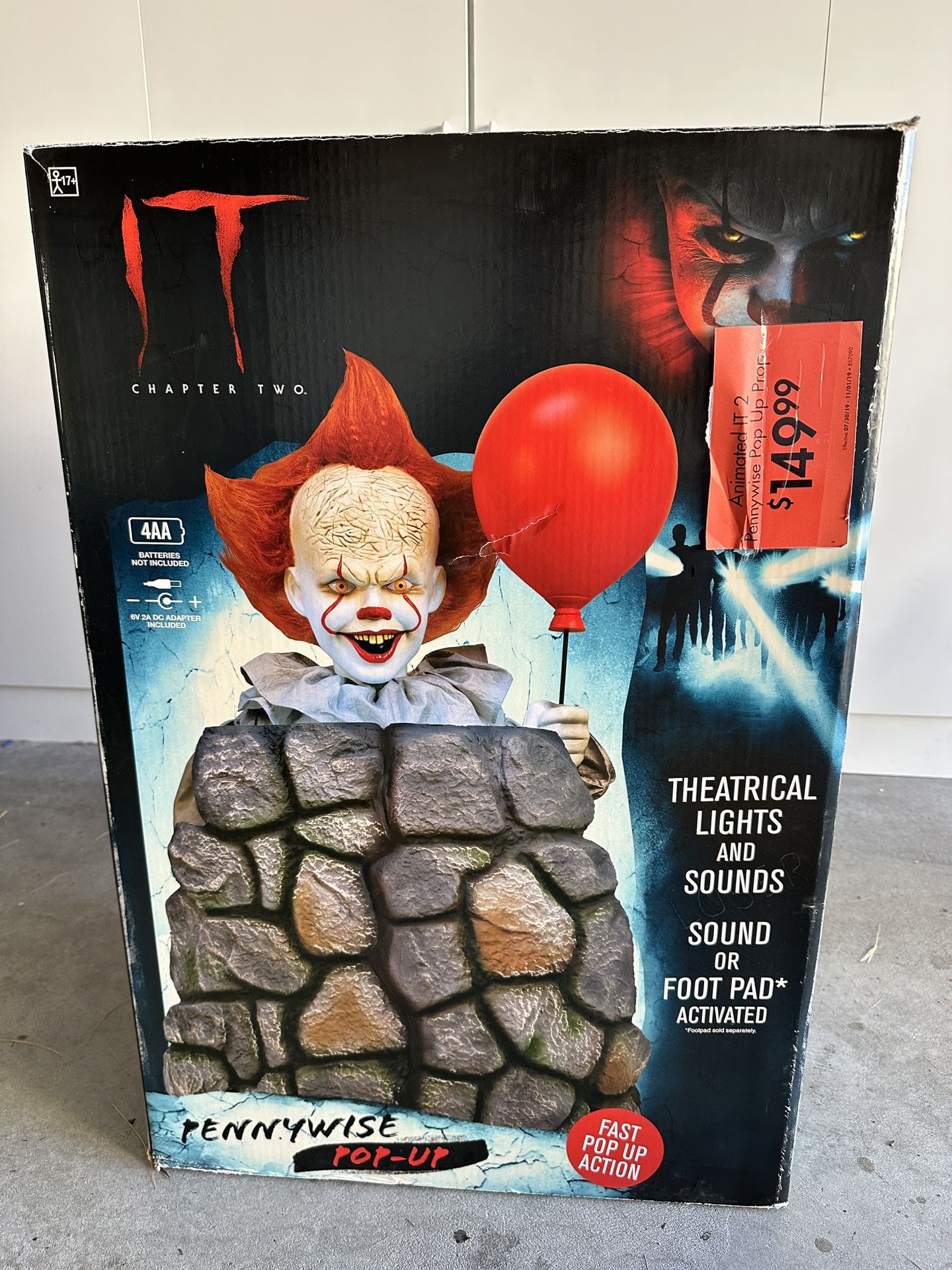 It Chapter 2 Pennywise Pop-up Animatronic-Animated Halloween