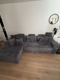 Sectional boneless couch 2 piece