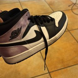 Nike Jordan Mid Zen Size 8.5 