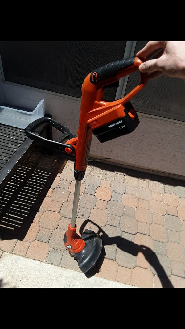 Black & Decker 18v Weed Eater/Trimmer with battery for Sale in Phoenix, AZ OfferUp
