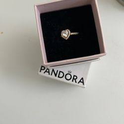 Pandora Ring Size 7