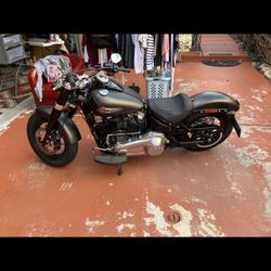 FLSL Slim Harley Davidson 