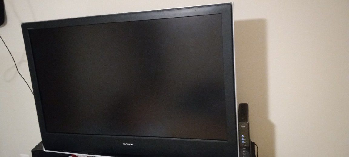 Tv Sony Funciona Bien Me Estoy Mudando X Eso La Vendo 