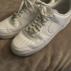 Nike Air Force 1