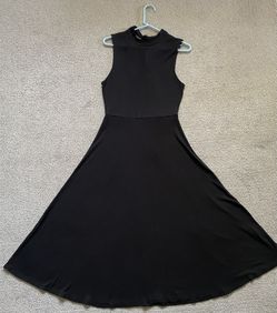Who What Wear Black Women’s Midi Dress Size Small