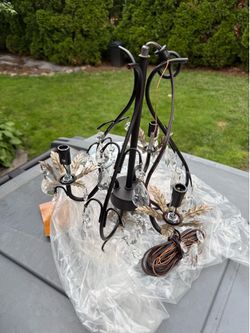 NIB Minka Lavery "Bellasera" 3-Light Mini Chandelier (Model 3122-301)