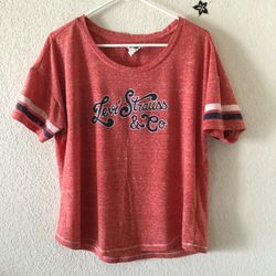 Levi’s Tee