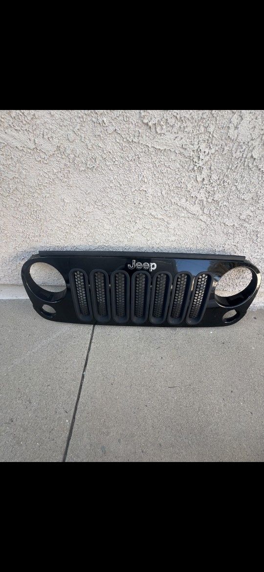 2017 Jeep Wrangler Front Grill