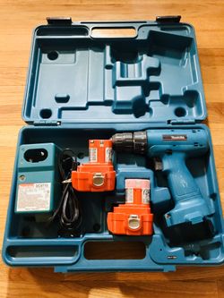 Makita Drill 6226d Set