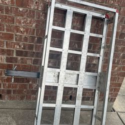 Small Utility trailer carriage