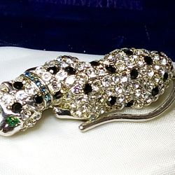 Vintage KJL brooch 