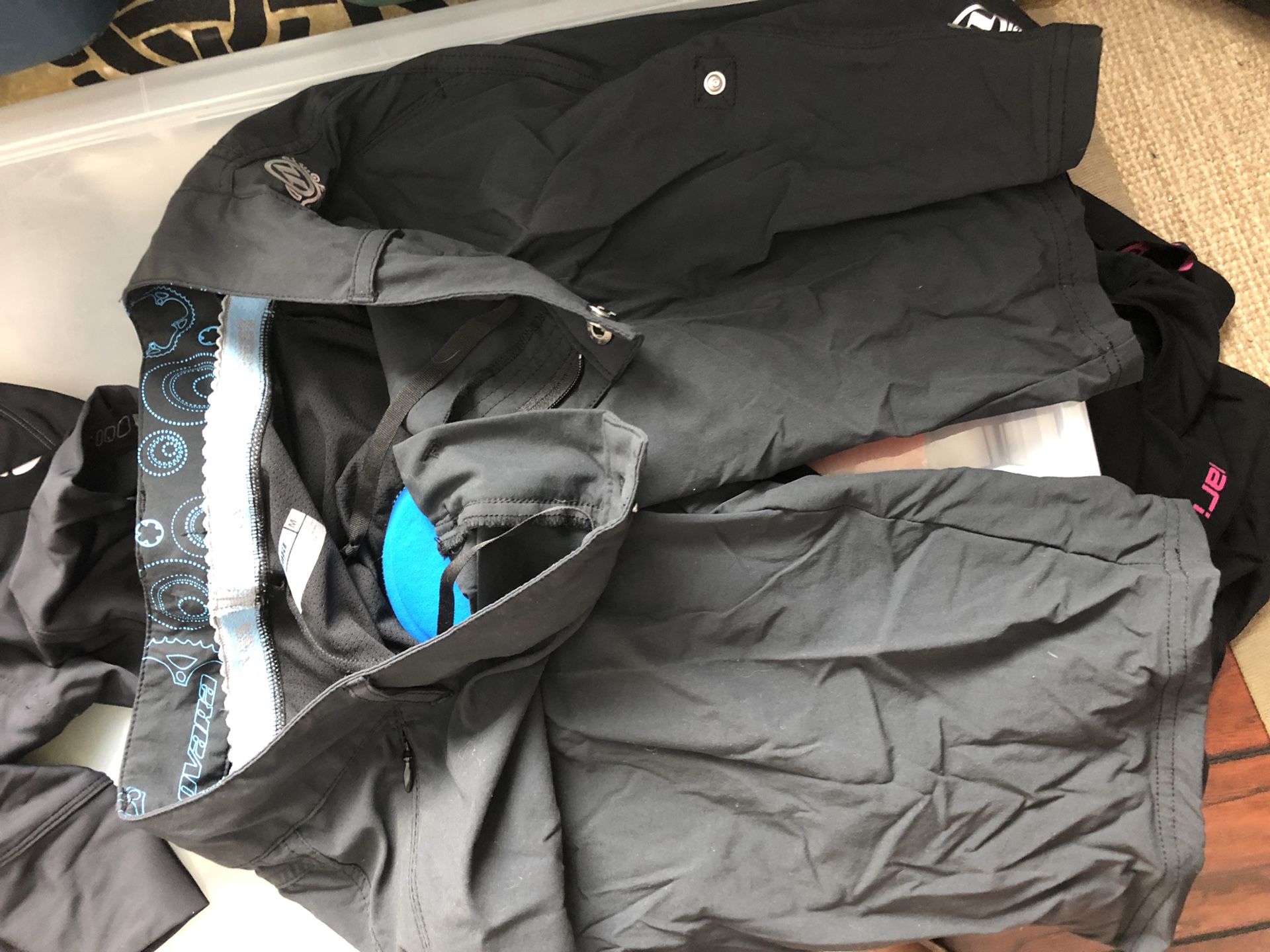 Assorted women’s cycling clothing for Sale in Folsom, CA OfferUp