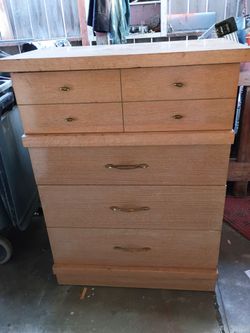 Mid-century dresser drawers are all in good shape needs a little cleaning