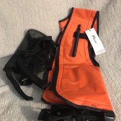 Inflatable Buoyancy Vest MEDIUM 90lbs-220lbs Orange, Zipper