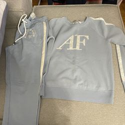 Abercrombie Fitch Sweatshirt Size L Pullover And Pant Blue White Velvet AF Logo