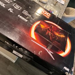 31.5’ FHD 1920X1080 AOC CURVED GAMING MONITOR