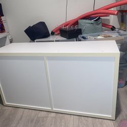 White Table/tv Stand