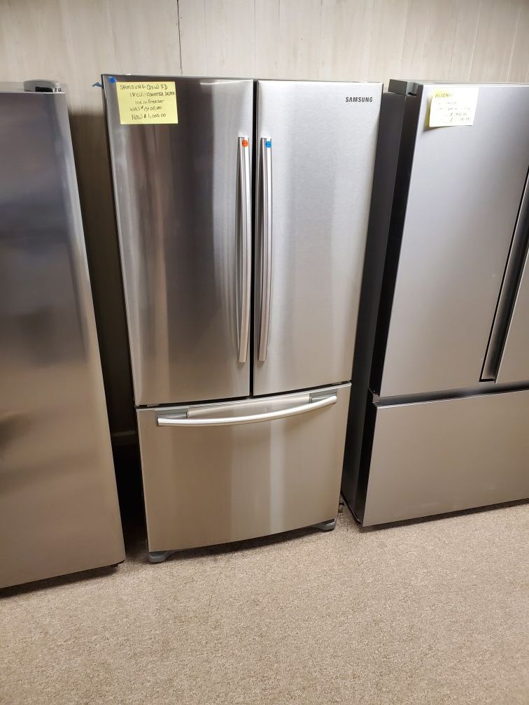 Brand New Samsung 33W French Door Refrigerator