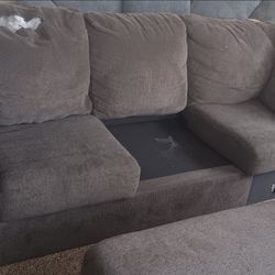 Couch set
