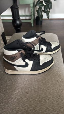 ** Nike Air Jordan 1 Retro High OG mocha, black and white sneakers