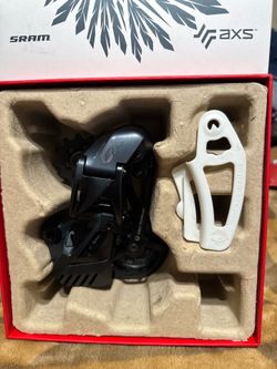 SRAM rear derailleur