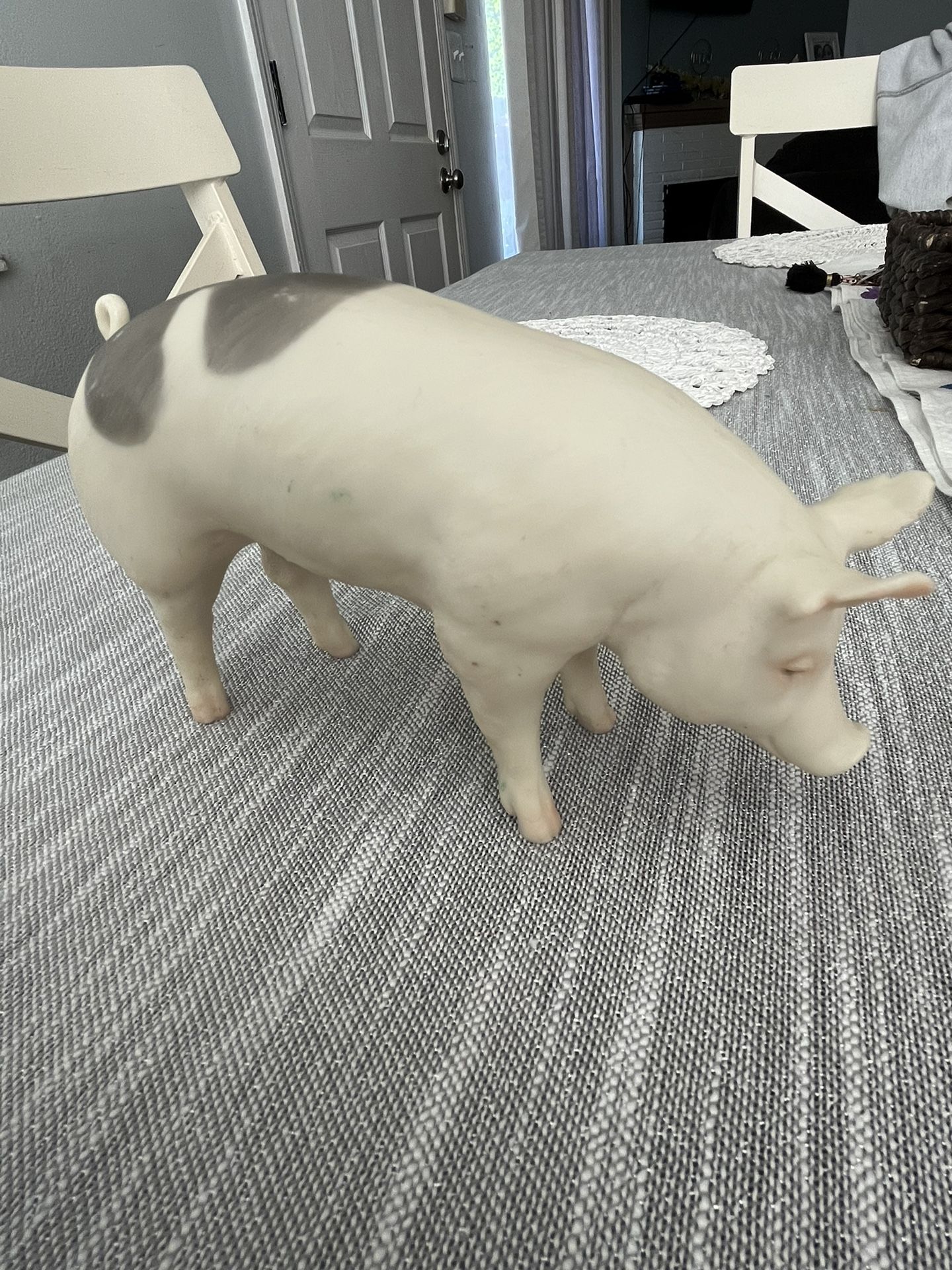 Breyer Jasper The Market Hog Pig Farm Animal Plastic Figure