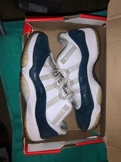 Low Snake Skin 11s Navy