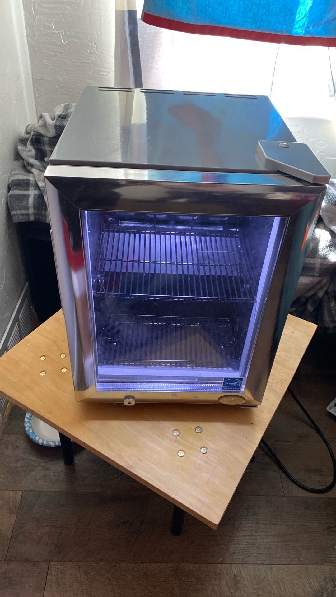 Mini Fridge