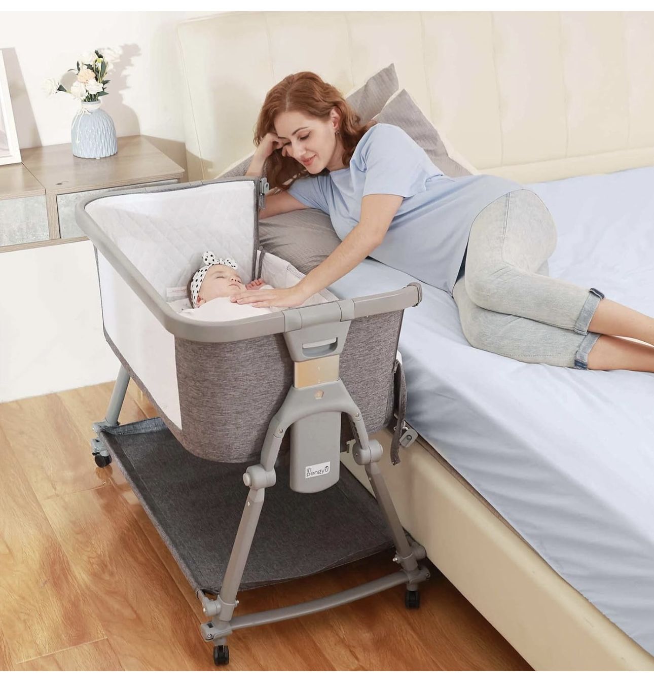 Was 170$ Li'l Pengyu 3 in 1 Foldable Baby Bassinet Bedside Sleeper with Large Storage Basket, Breathable Mesh and Cotton Mattress and Travel Bag