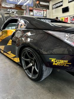 Nissan 350Z Honeycomb Carbon Fiber OEM Rear Quarter Panel Caps