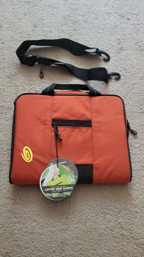 Timbuk2 Laptop Grip Sleeve With Strap New.