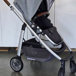 Uppa Baby Cruz Stroller With All Accessories And Attachments 
