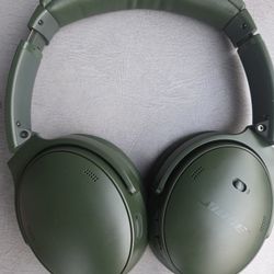 BOSE QC BT Head Phones 