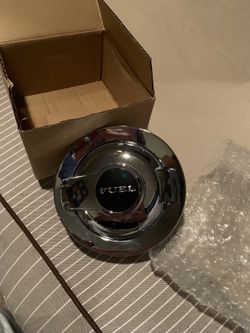 Dodge Challenger fuel cap