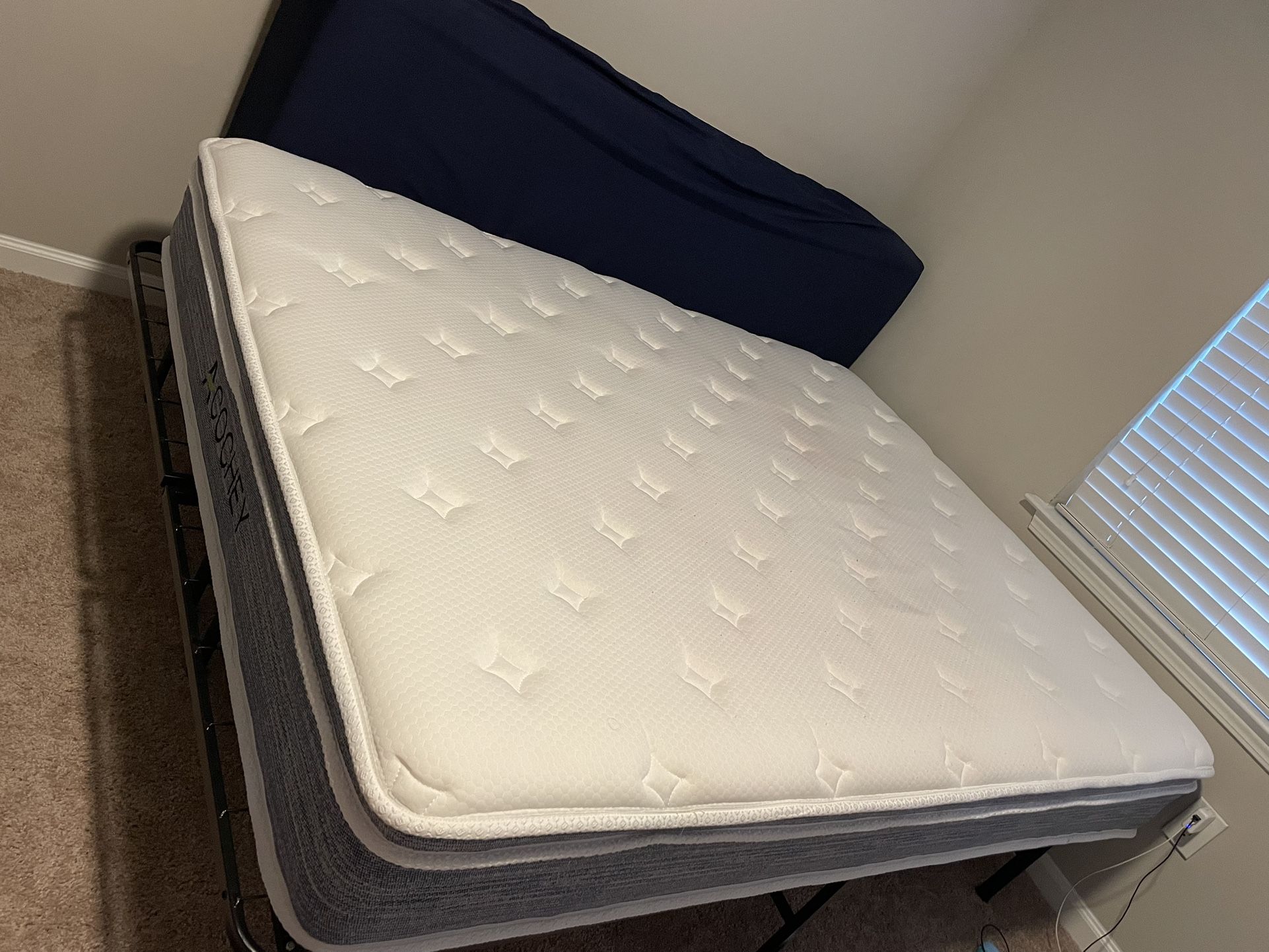 Acochey Mattress  (2 Pc)