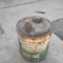 Vintage VALVOLINE Motor Oil Can The World's First Motor Oil 5 Gallon ANTIQUE CAR MAN CAVE 