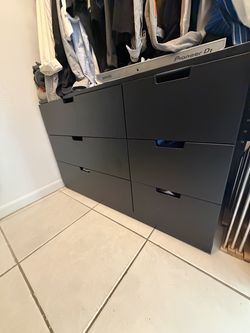 Black Dresser – 6 Drawers, 2 Columns