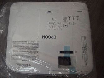 Epson E20 Projector
