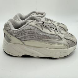 Adidas kids Yeezy Boost 700 Grey Sneakers size # 10K us