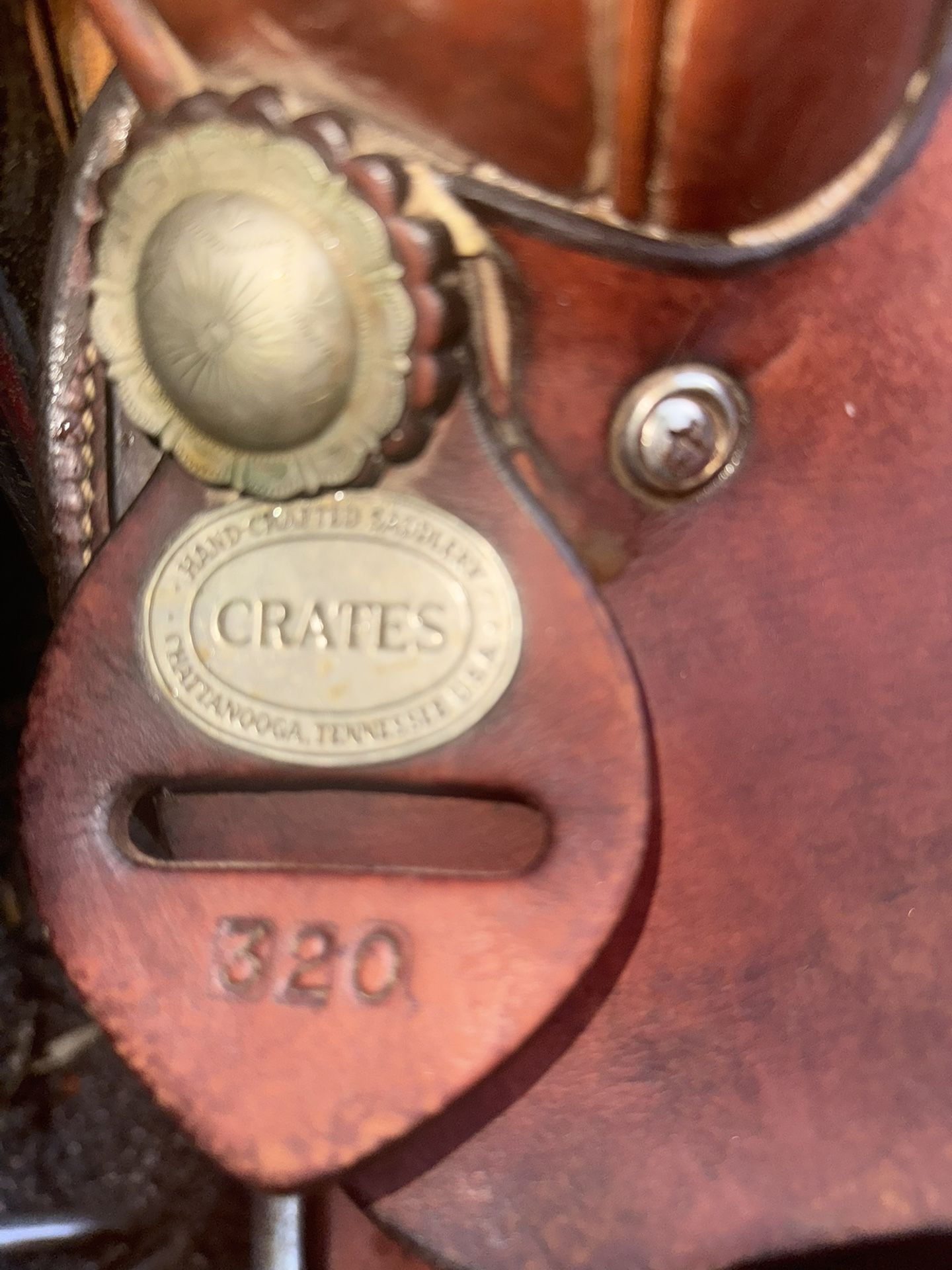 Crates 320 Western Saddle