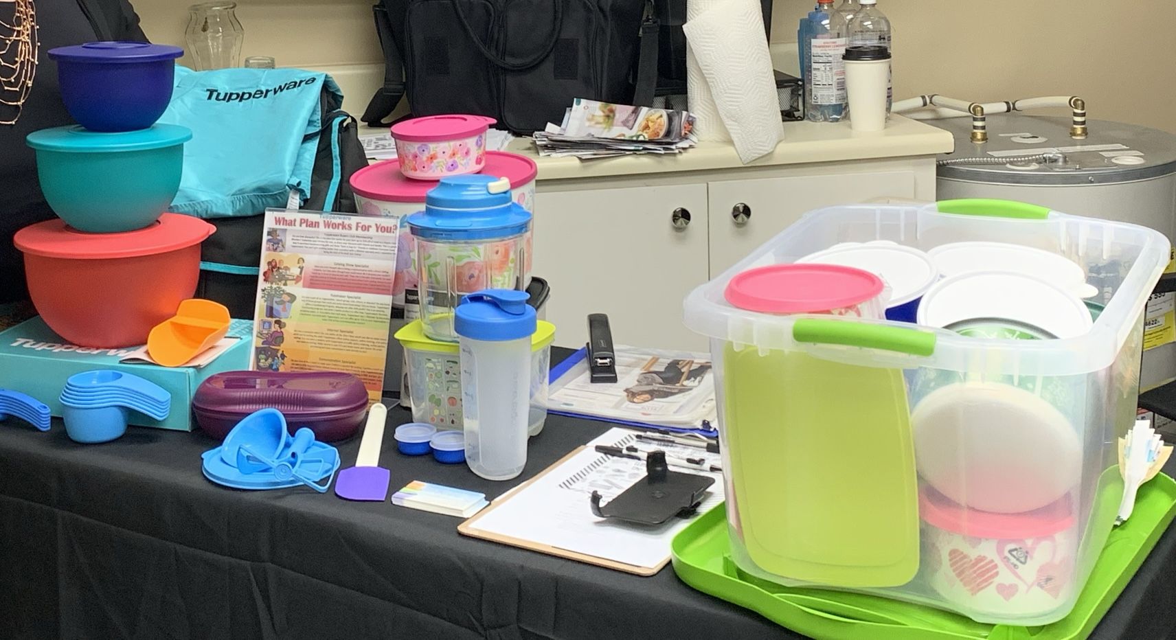 Tupperware Blowout Sale