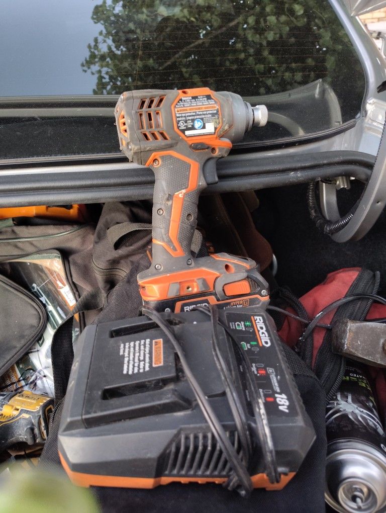 Rigid Impact Driver With Battery And Charger