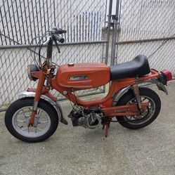 1978 Baretta Magnum mini Moped