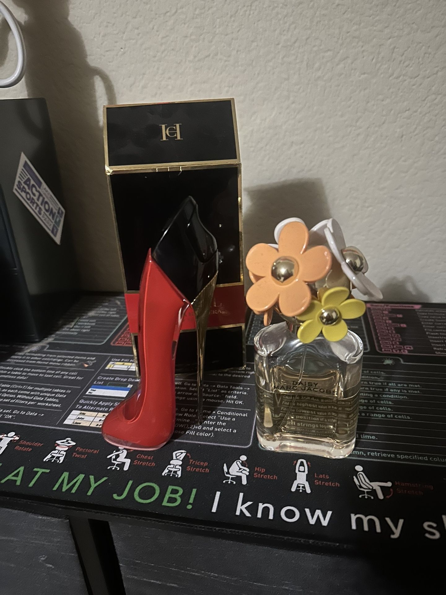 Very Good Girl & Mark Jacob Daisy perfume