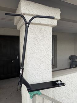 Custom pro scooter